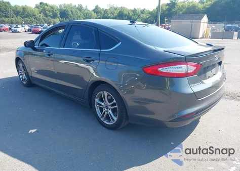 2016 Ford Fusion Se Hybrid z USA, uszkodzony, nr VIN 3FA6P0LU0GR190029